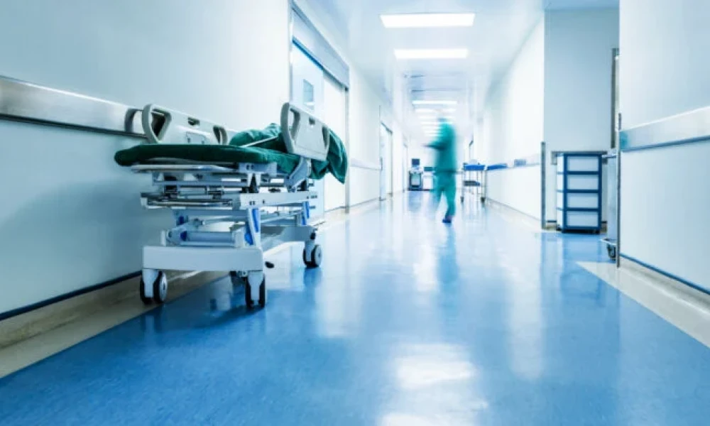 Κρήτη: Σε κρίσιμη κατάσταση τα νοσοκομεία εξαιτίας της τεράστιας υποστελέχωσης – 4 κλίνες ΜΕΘ έχει το Λασίθι